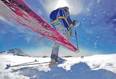 Fellabnehmen mit Skiern an den Füßen - der Spitzenspanner macht das möglich...