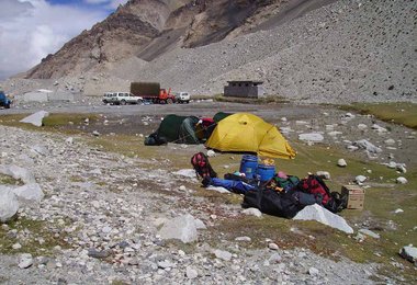 Everest Fahrerlager 5200 m – ein wahrhaft idyllischer Platz zum Verweilen...