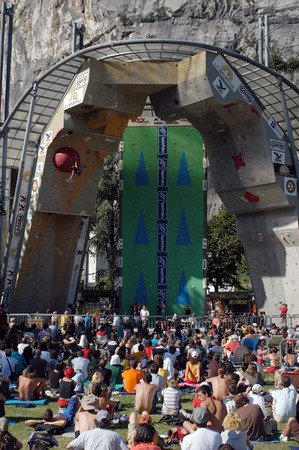 Das Climbing Stadium mit der Rockmaster Wand © Giulio Malfer