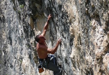 Crepe De Oucera Alti mit technisch anspruchsvollen Routen