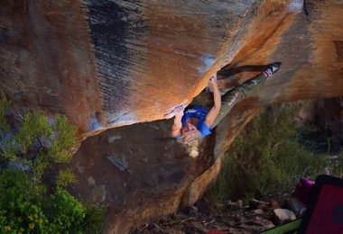 Angy Eiter in Creepers (fb 7a)