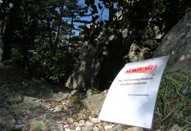Haken wurden in Klettergärten schon entfernt.