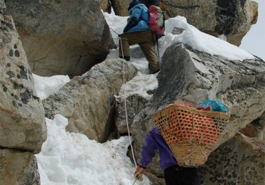 Beschwerlicher Aufstieg kurz vor dem BC
