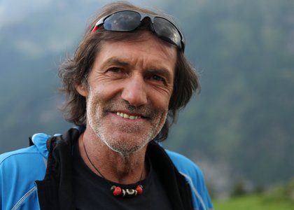 Hans Kammerlander, einer der weltweit erfolgreichsten Höhenbergsteiger und Pionier des Skifahrens an Achttausendern. (Foto: Planet Watch)