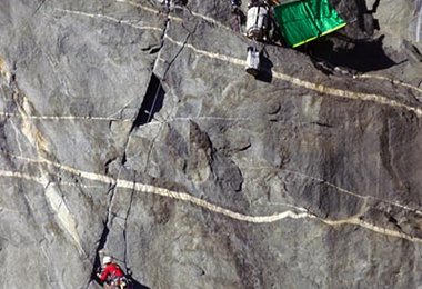 Zodiac - Team setting up portaledge belay 7