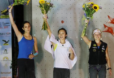 Siegertrio Damen Vorstieg Katharina Posch, Jain Kim, Angela Eiter (v.l.n.r.)