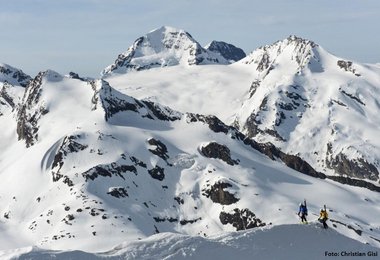 Skibergsteigen – sieben Viertausender in weniger als 24 Stunden