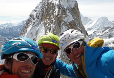 Gipfel Tirol Shan (c) Simon Gietl, Daniel Tavernini, Vittorio Messini