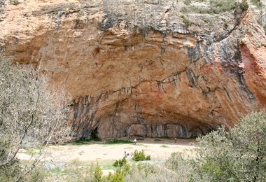 Die Grotte in Santa Linya