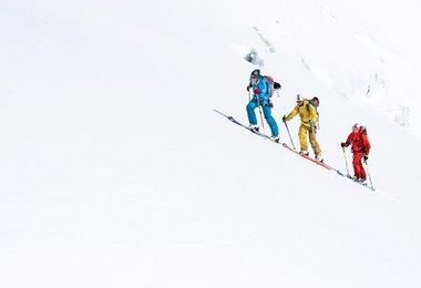 Felle von Pomaco eignen sich für alle Spielarten des Skibergsteigens. Foto: Jonathan Viey