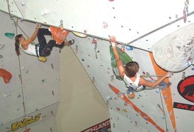 Barbara Bacher und Wagner Roland in der Wand