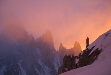 Lichtspiele am Fitz Roy und benachbarten Bergen