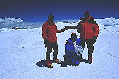 Auf dem Gipfel des Cho Oyu