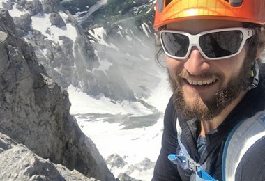 Dirndlüberschreitung, der Whiteout stört beim klettern nicht. (c) Stefan Brunner