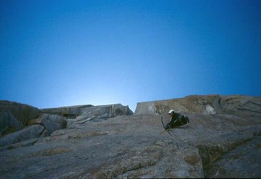 Hansjörg im California Crack, der Crux von "Woman and chalk" (8a)