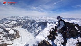 ein Traumausblick vom Gipfel Richtung Südosten.