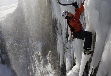 Robert Jasper in Sperrzone M9, E5, 287m; Foto: Klaus Fengler