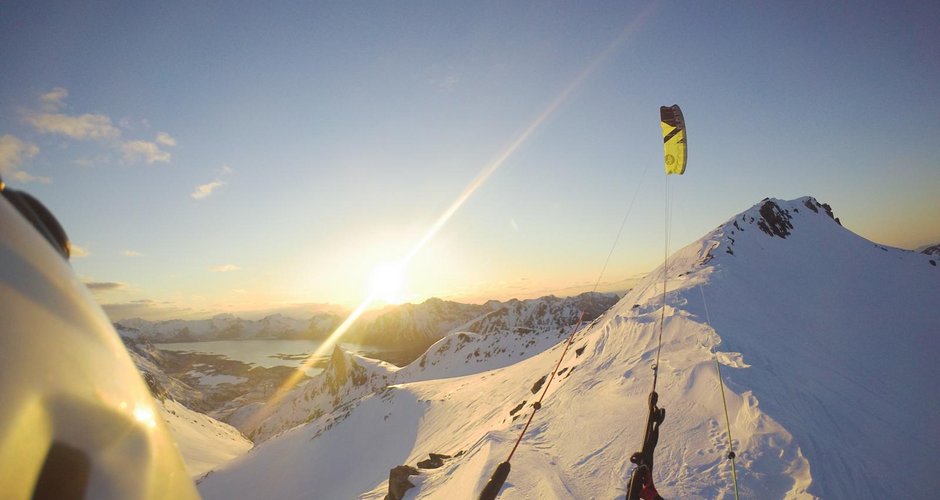extreme snowkiting in Norway (c) Sebastian Bubmann