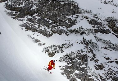Heli Putz beim Freeriden am Krippenstein. (Fotorechte: © ServusTV)