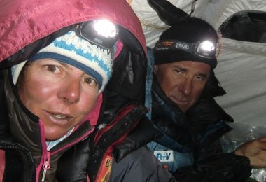 Beim Frühstück auf 8300 m © AMICAL alpin