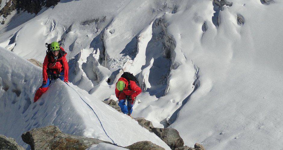 Das „Junge Alpinisten TEAM“ 2014-16 am Ostpfeiler des Piz Palü (Foto: Alpenverein/Junge Alpinisten TEAM)