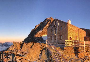 Die Erzherzog Johann Hütte auf der Adlersruhe 