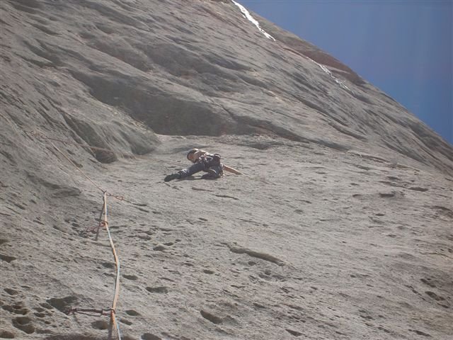 On sight im „Weg durch den Fisch“ an der Marmolada. Schw. 7b+