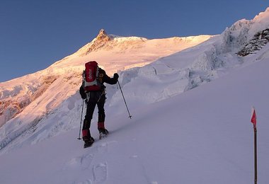 Hiro am 2. Tag kurz nach Lager I vor der eisschlaggefährlichen Traverse