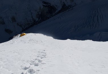 Unser Biwak auf ca.7250 m, Bild: G. Kaltenbrunner