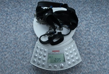 Mit 235 g ein Leichtgewicht