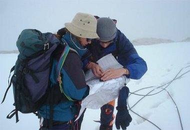 Das Nokia 5140 zusammen mit einer Karte ist für die Navigation ausreichend.