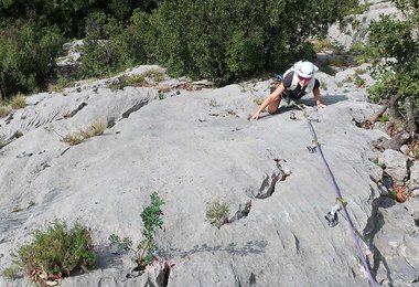Die Hawk QD Wire Bio Dyn Expressschlingen beim Mehrseillängenklettern in Arco