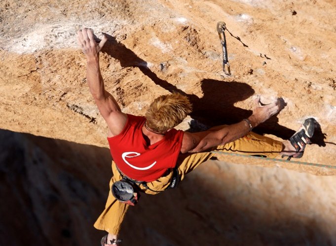 Andreas Bindhammer in LA RAMBLA oringinal 9a+ © Xandi Kreuzeder