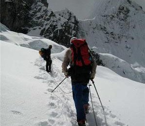 Alpamayo-1