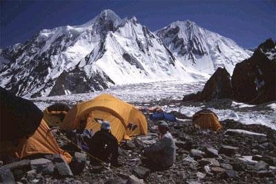 Im Bascamp mit Blick auf den K2 © Alfred Schreilechner