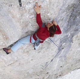 Ines Papert klettert Schattenkönig (8b)