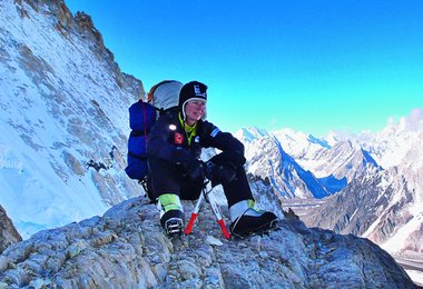 Gerlinde Kaltenbrunner auf 6200m am Broad Peak 2007