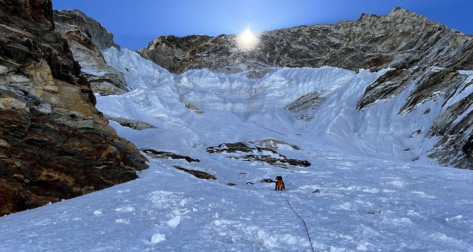 A long wait for the first rays of the sun © Marek Holeček / Mammut