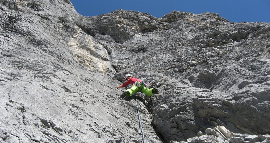 Thomas in der Verschneidung der 22. Seillänge