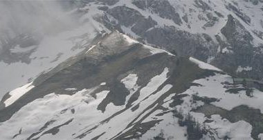 Altschnee ab ca. 2000m