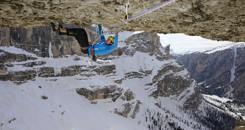 Florian Riegler im 8b-Dach von "Albatros" (c) Michael Maili mmarts