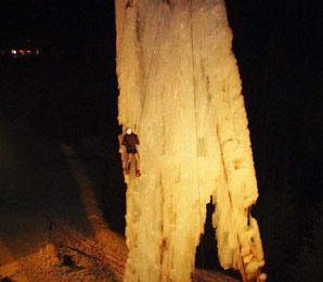 Eisturm beim Glungezer