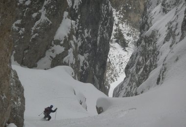 In der zweiten hälfte des Couloirs