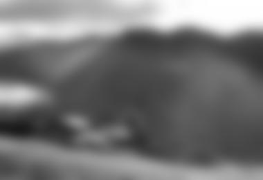Südtirol im Oktober, goldener wird?s nimmer! Hohe Hütten haben zu, aber Speck und ein Glaserl Roten gibt es auch im Tal.