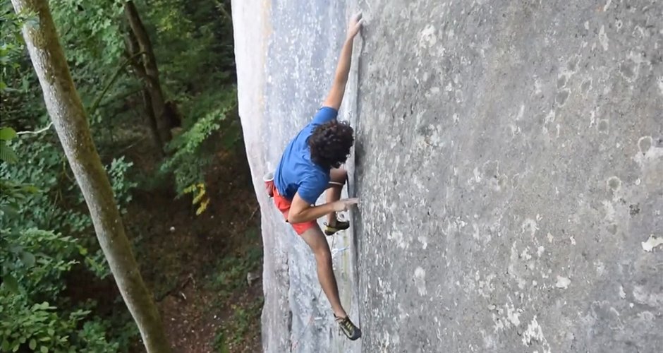 Simon Bauer in "The Face" (10-) an der Schellneckwand im Altmühltal.