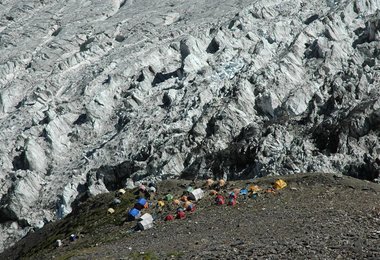 Tiefblick auf Basilager (BC), Foto: Edi Koblmüller
