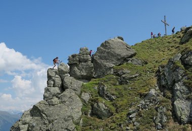 aussichtsreicher Ausstiegsgrat am Hirschinger-Klettersteig