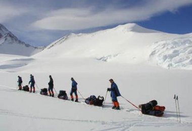 Auf dem Weg zum  Lager 2
