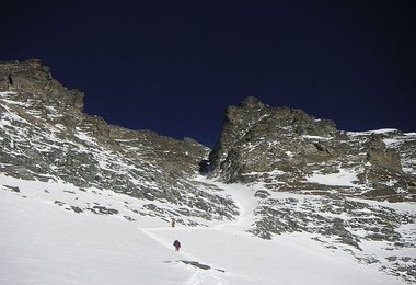 Im Abstieg kurz vor Lager IV; Foto © R.Dujmovits