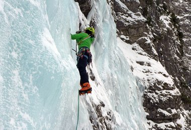 Bewerben für das Nachwuchscamp Winterbergsteigen